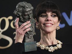 "Blancanieves" triunfa en unos Goya cargados de política "Blancanieves" triunfa en unos Goya cargados de política
