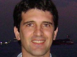 "Hay un factor género" en la baja aprobación a intendentas