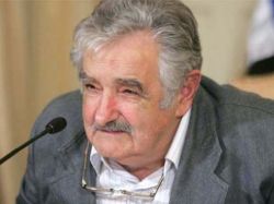 Mujica defendió a Calloia y criticó a Bordaberry