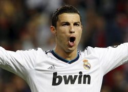 Cristiano Ronaldo fue detenido por conducir sin licencia Cristiano Ronaldo fue detenido por conducir sin licencia