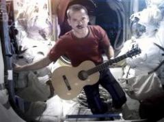 El primer video musical grabado desde el espacio