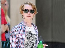 Afirman que Macaulay Culkin fuma 60 cigarrillos por día Afirman que Macaulay Culkin fuma 60 cigarrillos por día