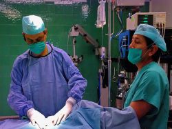 Anestesistas y cirujanos pararán el 29 y el 30 de mayo