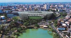 Lluvia colapsó techo de estadio donde jugará Uruguay