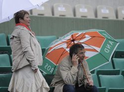 Lluvia interrumpe tercera jornada de Roland Garros