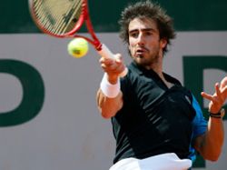 Roland Garros: Cuevas en busca de hazaña ante Simon