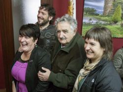 Mujica en Galicia en la última parte de su viaje a España