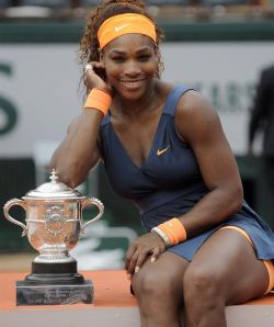 Serena destrona a Sharapova y gana su segundo Roland Garros