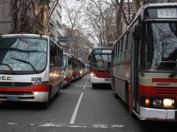 Trabajadores del transporte amenazan con dejar de entrar a barrios "complicados" si no se aplican medidas preventivas