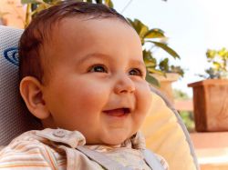 Fecundación in vitro con ADN de tres personas