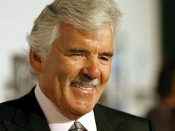 Murió el actor Dennis Farina a los 69 años Murió el actor Dennis Farina a los 69 años