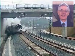 España: desconocen por qué el maquinista frenó muy tarde España: desconocen por qué el maquinista frenó muy tarde