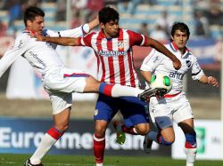 Atlético de Madrid le ganó 2 a 0 a Nacional en el Centenario Atlético de Madrid le ganó 2 a 0 a Nacional en el Centenario