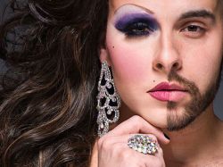 "Half Drag": mitad hombre, mitad mujer, todo fotografía