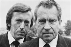 Fallece David Frost, el periodista que acorraló a Nixon