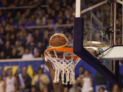 Despedida con derrota del Premundial de Básquetbol