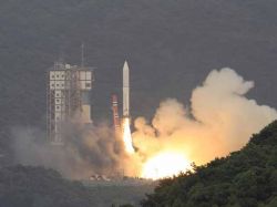 Japón lanza telescopio de observación planetaria