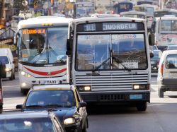 Rige suba de boletos de transporte urbano colectivo