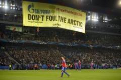 Greenpeace interviene en partido de Champions League