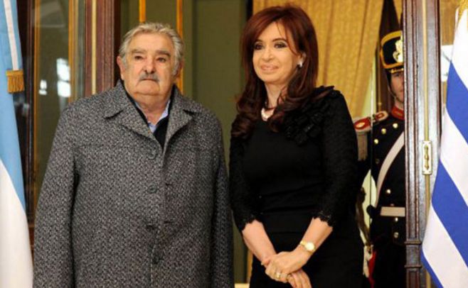 "Personajes políticos tiraron buscapiés" en diálogo con CFK