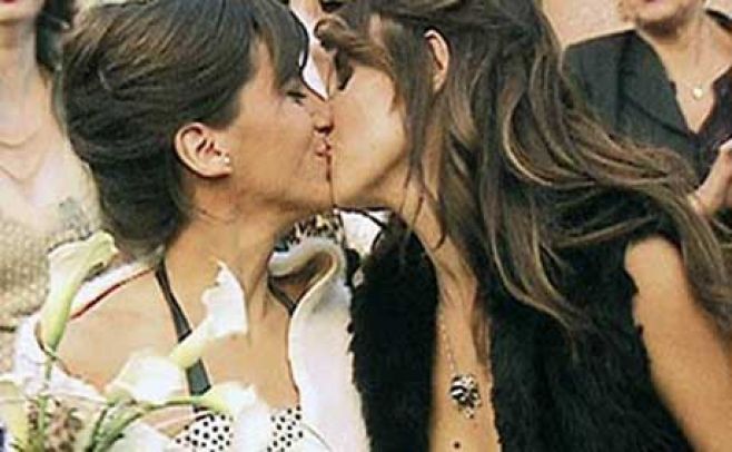 Australia: anulan ley y matrimonios del mismo sexo