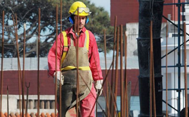 Javier Carrau (CIU): Las responsabilidades en materia de accidentes laborales deben ser "compartidas" entre empleados y empleadores