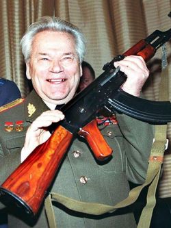 Muere el inventor del fusil AK-47, Mijaíl Kaláshnikov Muere el inventor del fusil AK-47, Mijaíl Kaláshnikov