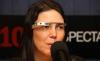 Absuelven a uruguaya multada por manejar con gafas de Google