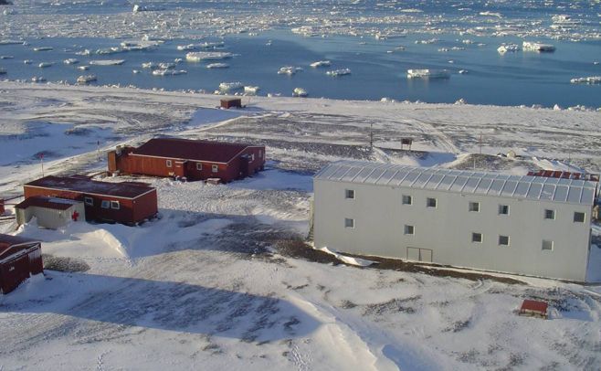 Primer escuela de Investigación Científica Antártica