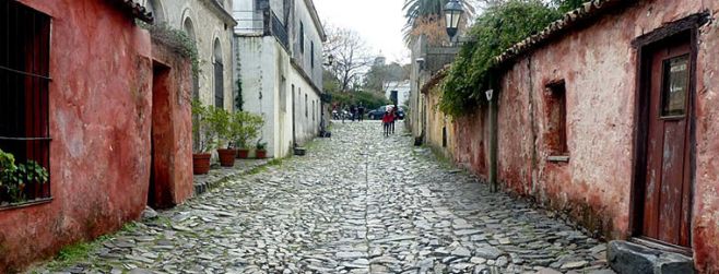 Colonia. Pgina de la Cmara Uruguaya de Turismo 