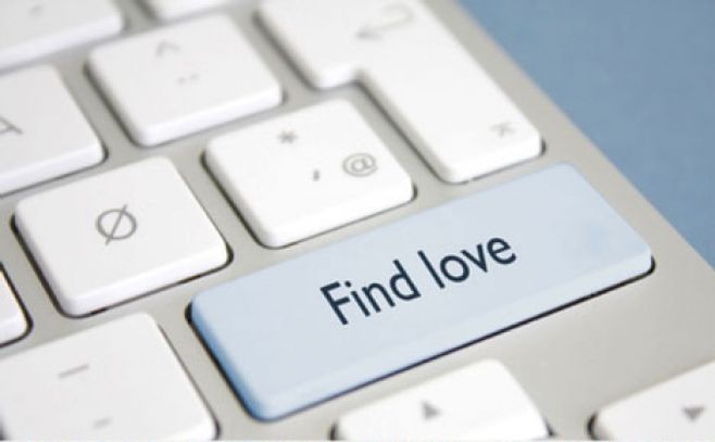 Hackeó una web de citas para encontrar el verdadero amor