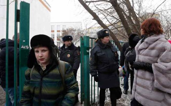 Toma de rehenes en escuela provocó muerte de dos personas Toma de rehenes en escuela provocó muerte de dos personas