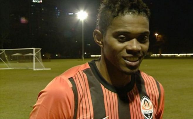 Muere en accidente de tráfico el brasileño Maicon