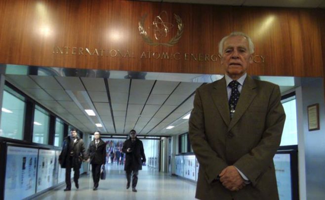 Hern�n Vera, asesor del Instituto Boliviano de Ciencia y Tecnolog�a Nuclear (IBTEN).. 