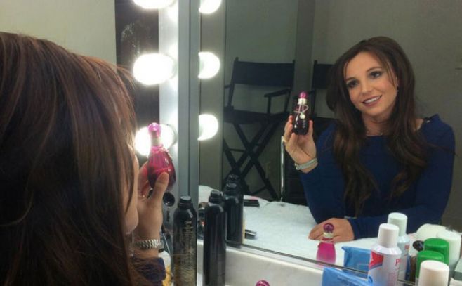 Britney Spears estrena nuevo look: ahora es morocha