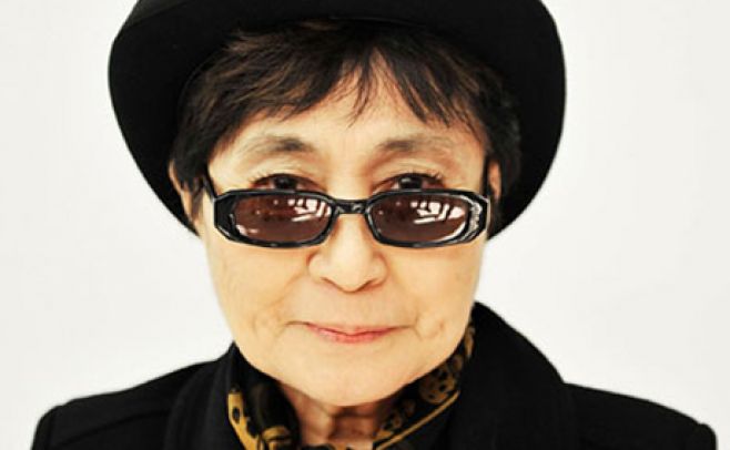 Yoko Ono adapta el éxito pop japonés "Sukiyaki" al inglés