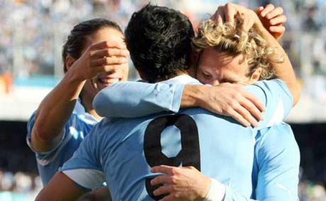 Sin Cavani, la Celeste vuelve a saltar a la cancha