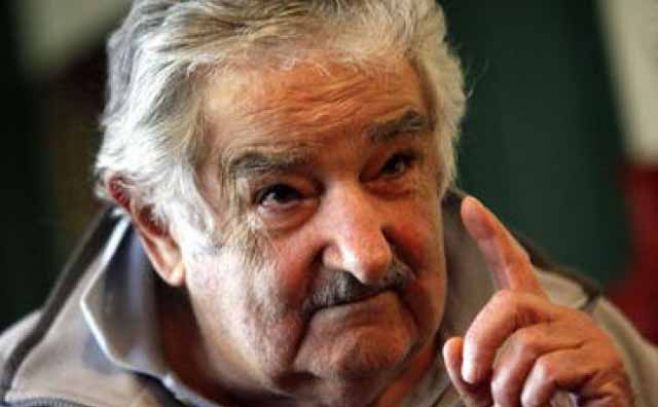 Marihuana: Mujica admitió que regulación es riesgo político