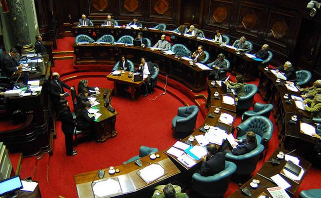 Se espera que senadores del FA voten responsabilidad penal