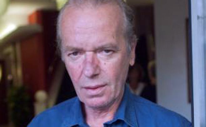 Martin Amis es acusado de glorificar la violencia sexual