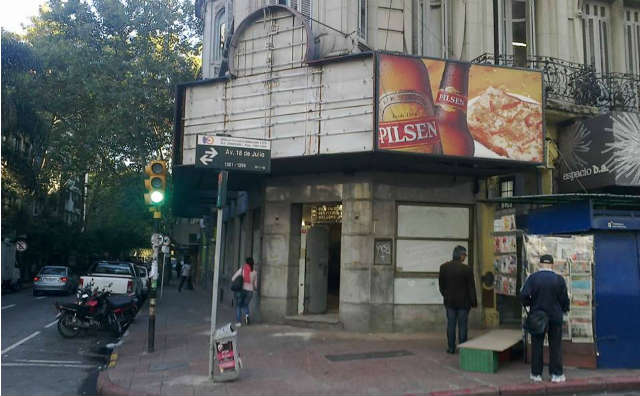 En la esquina de 18 de Julio y Yí, cerró el Chivito de Oro y se viene La Pasiva