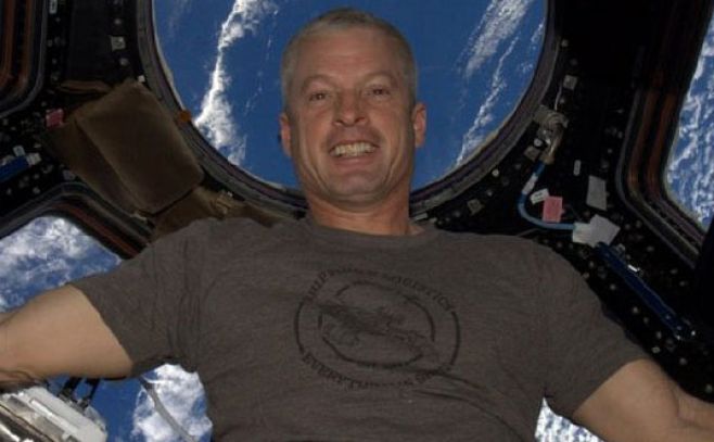 Steven Swanson. Estaci�n Espacial Internacional