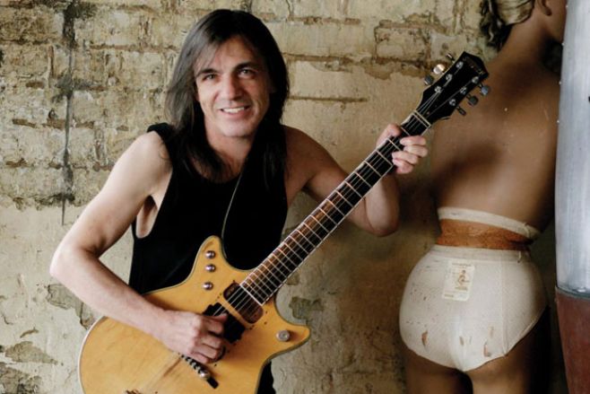 AC/DC confirmó la salida de Malcolm Young; la banda sigue