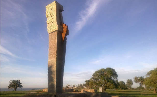 Recientemente se inauguró un monumento en homenaje al compositor y guitarrista uruguayo, Abel Carlevaro.