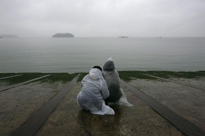 Robots se suman al rescate del Sewol; al menos 25 muertos. EFE