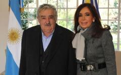 Mujica y CFK aprobaron proyecto de dragado del Río Uruguay