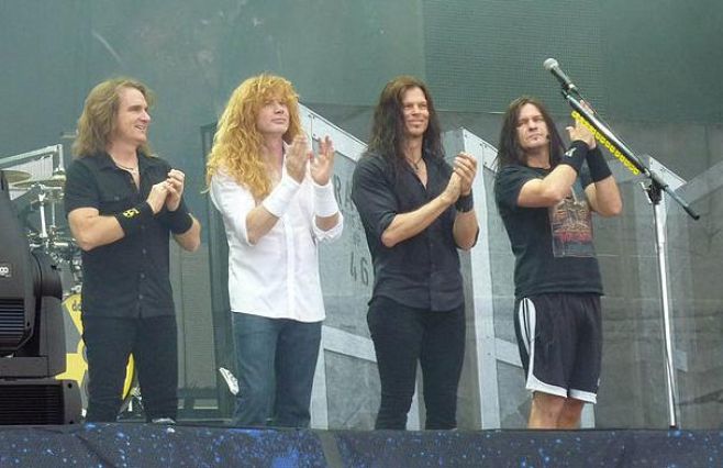 Megadeth est varado en Panam y el show fue postergado. 