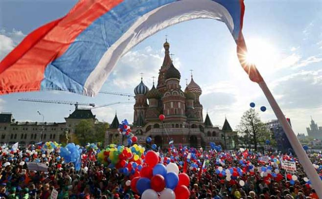 Unas 100.000 personas se manifestaron en la Plaza Roja