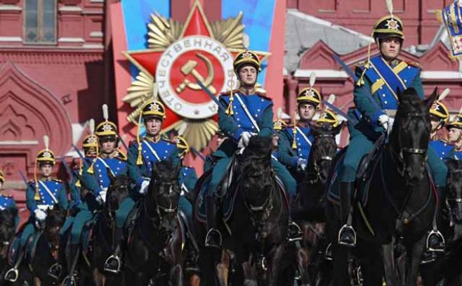 Rusia: Día de la Victoria con desfile militar en Plaza Roja Rusia: Día de la Victoria con desfile militar en Plaza Roja