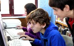 Encuentro para estudiar uso de redes sociales por los niños